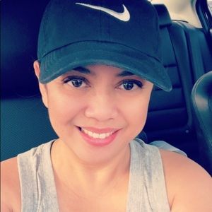 Meet your Posher, Chekie